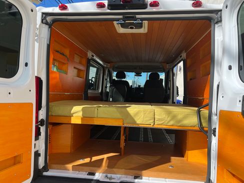 Used 2017 RAM ProMaster 1500 w/ Mopar Trailer Tow Group image 5