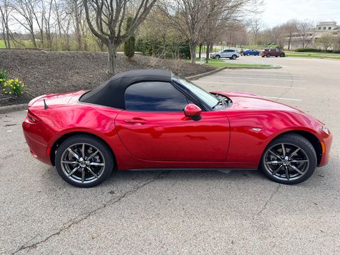 Used 2016 MAZDA MX-5 Miata Grand Touring image 5