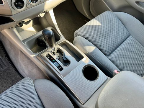 Used 2006 Toyota Tacoma PreRunner image 17