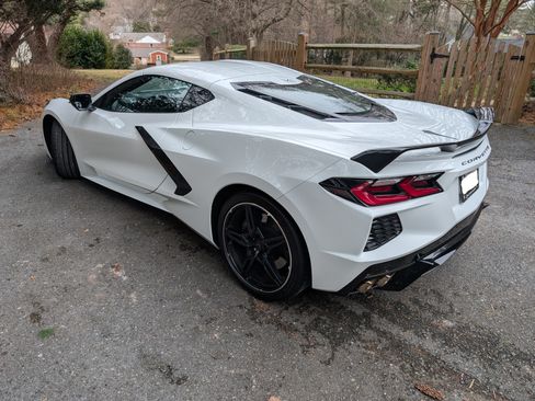 Used 2020 Chevrolet Corvette Stingray Preferred Cpe w/ 2LT Preferred Equipment Group image 8