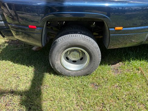 Used 2002 Dodge Ram 3500 Truck 2WD Quad Cab image 24