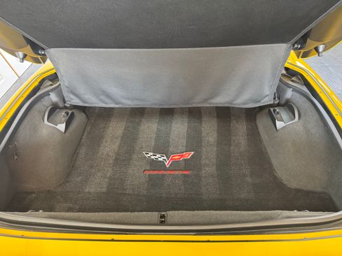 Used 2012 Chevrolet Corvette Grand Sport w/ 3LT Preferred Equipment Group RWD image 18