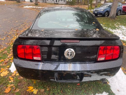 Used 2007 Ford Mustang Coupe image 9