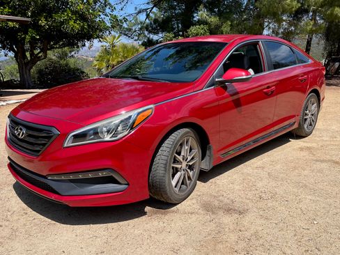 Used 2017 Hyundai Sonata Sport 2.0T FWD image 1