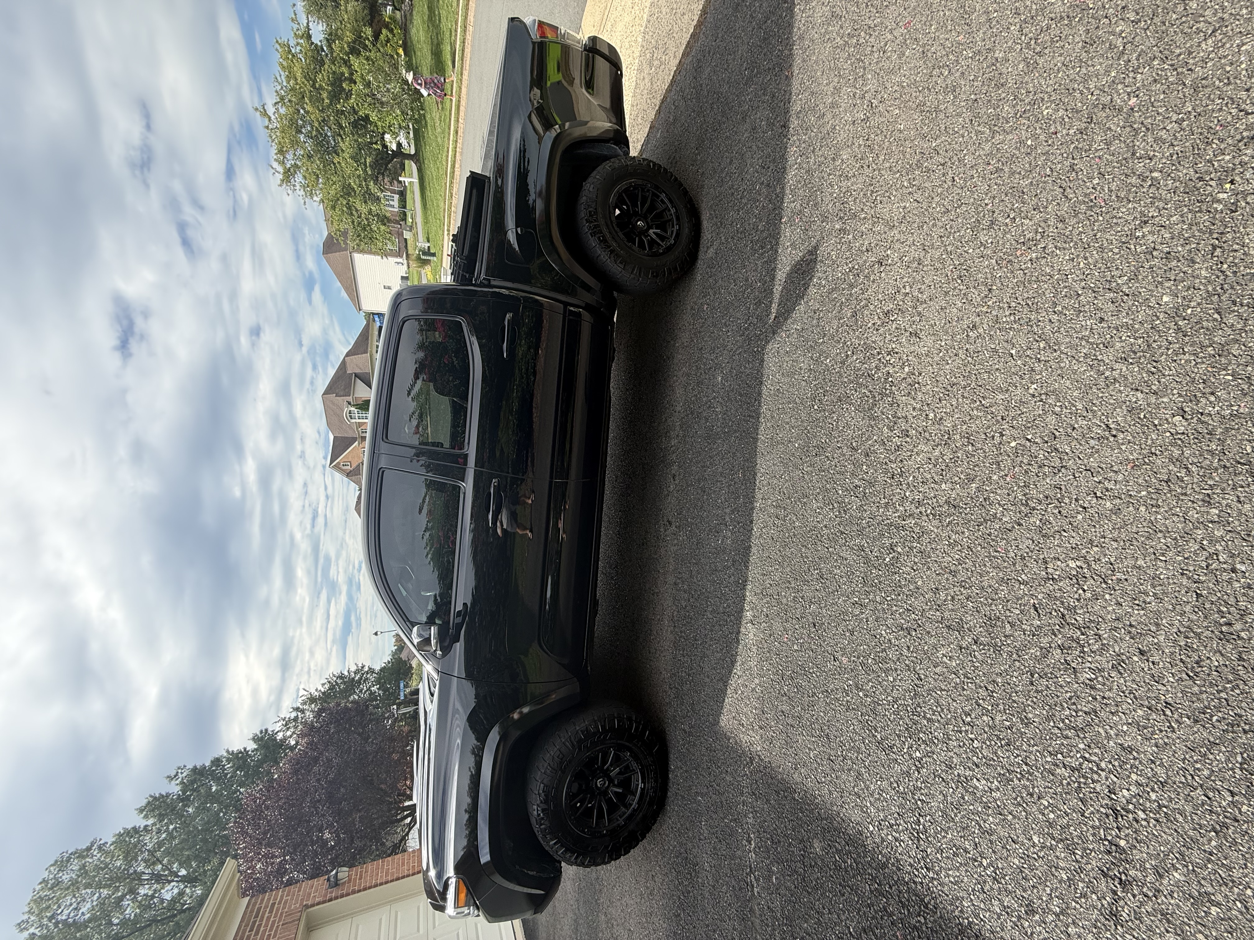 Used 2023 Toyota Tacoma TRD Sport AWD/4WD image 2