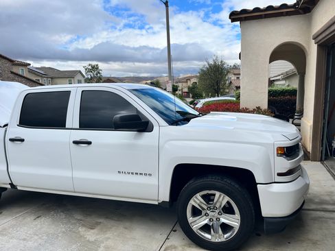Used 2018 Chevrolet Silverado 1500 Custom w/ Custom Value Package image 18