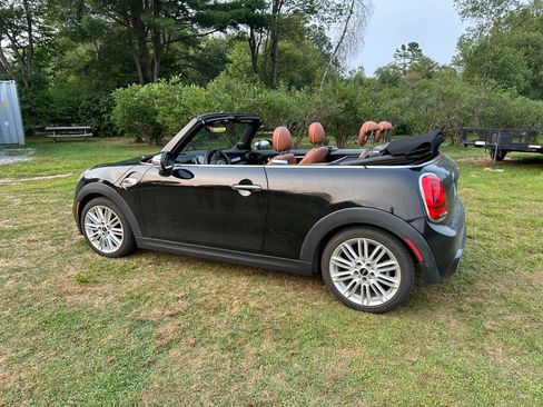 Used 2016 MINI Cooper S FWD image 2
