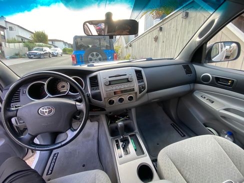 Used 2005 Toyota Tacoma 2WD Access Cab image 9