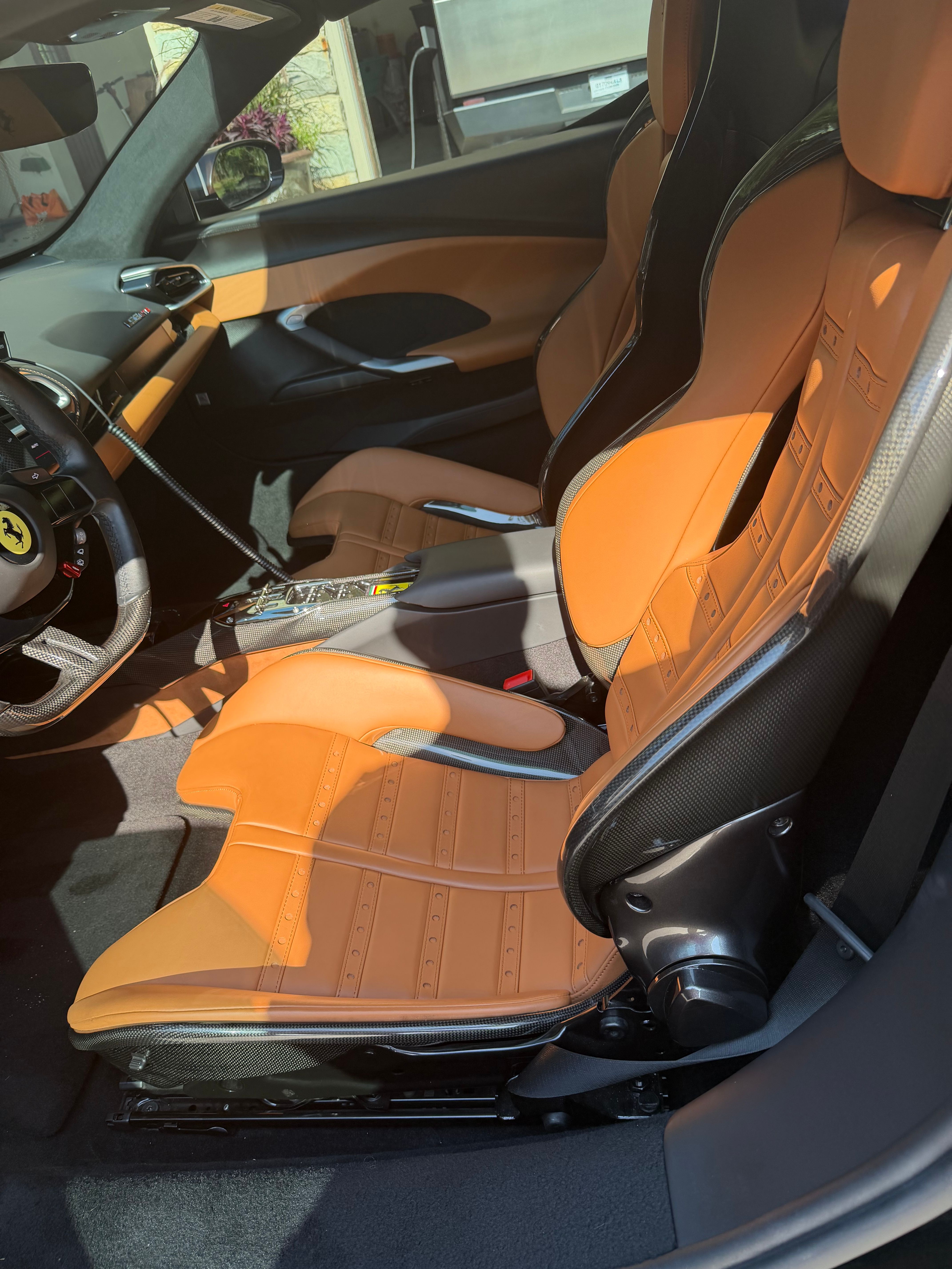 Used 2023 Ferrari 296 GTS RWD image 9