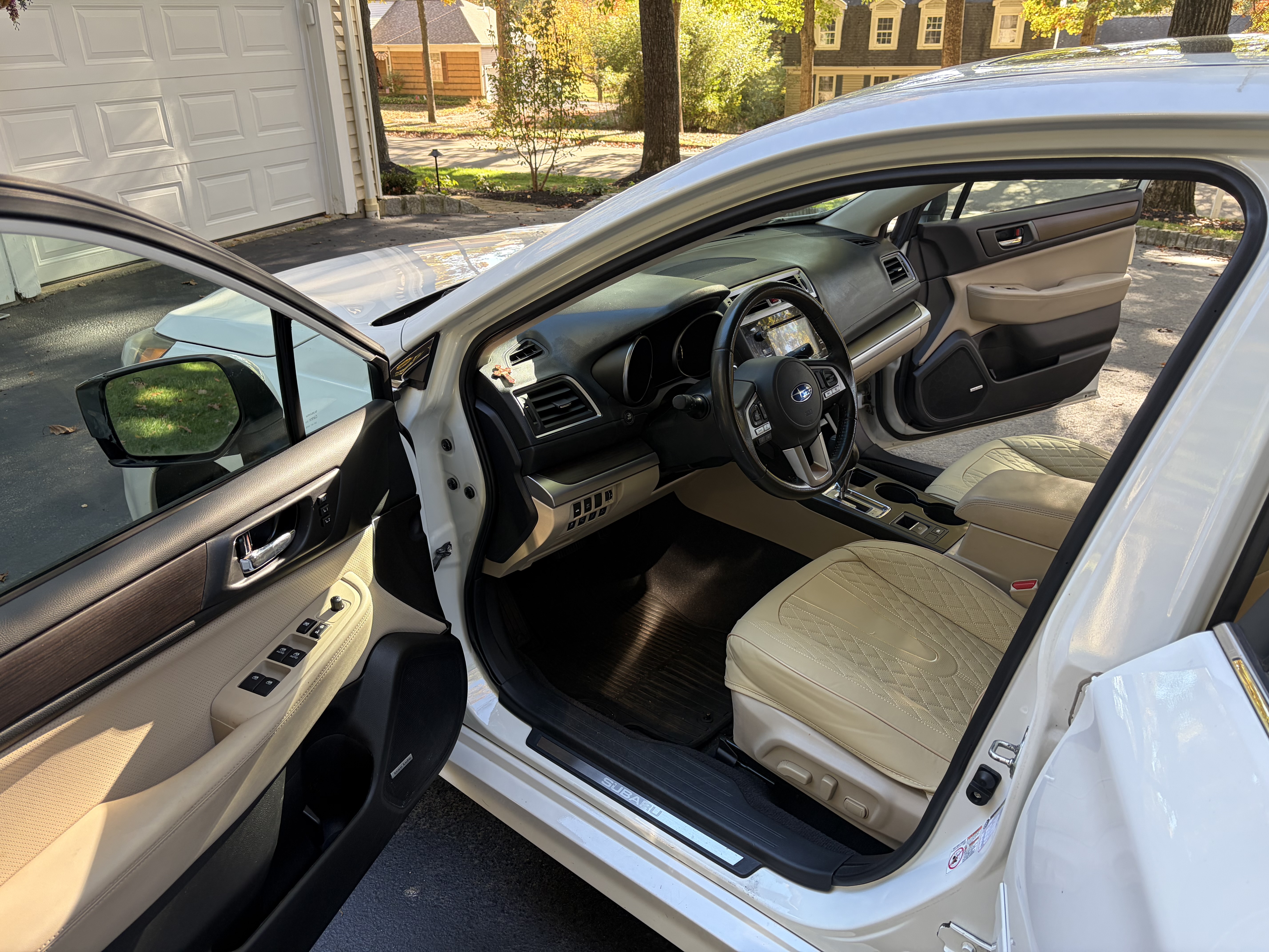 Used 2017 Subaru Legacy 2.5i Limited AWD/4WD image 19