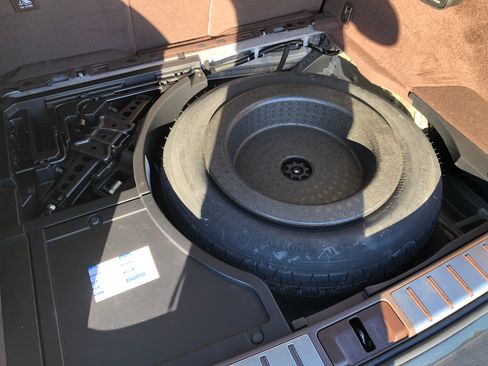 Used 2020 Lexus RX 450h AWD w/ Luxury Package image 31