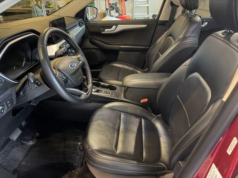 Used 2020 Ford Escape SEL AWD/4WD image 12