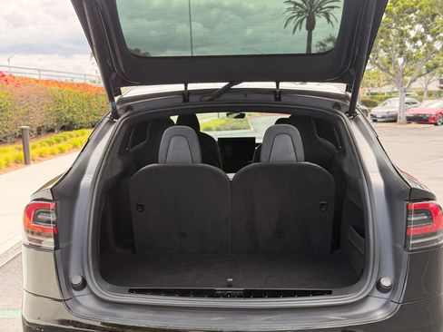 Used 2023 Tesla Model X AWD/4WD image 10