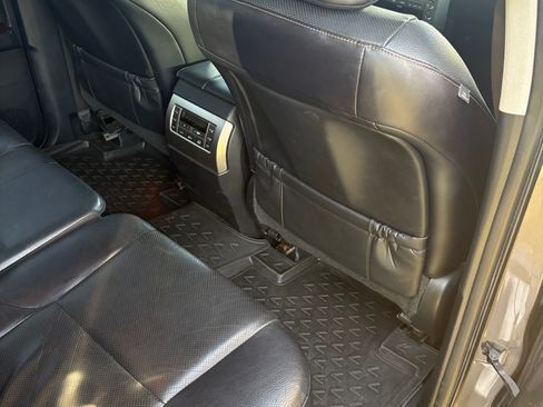 Used 2016 Lexus GX 460 w/ Premium Package image 15