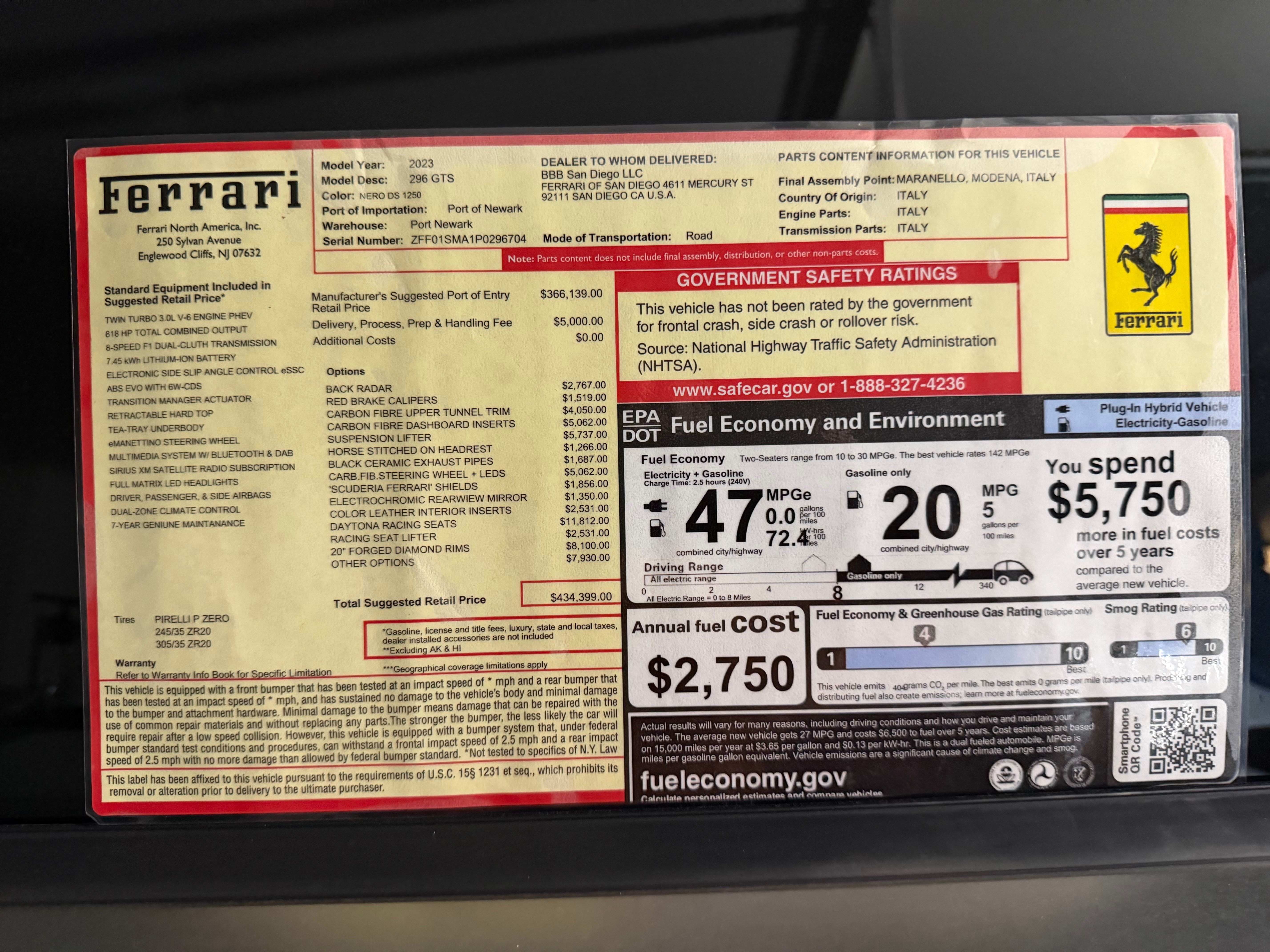 Used 2023 Ferrari 296 GTS RWD image 10