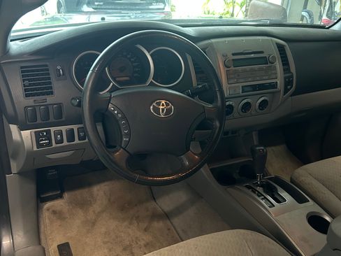 Used 2010 Toyota Tacoma 2WD Access Cab w/ SR5 Pkg #2 image 8