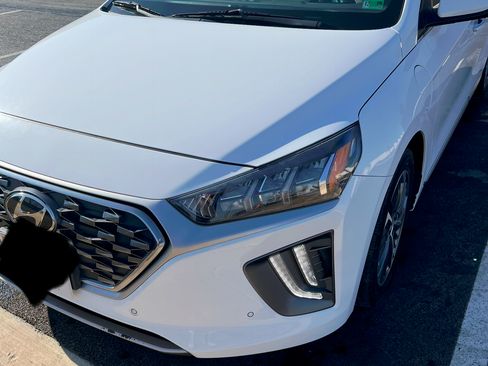Used 2021 Hyundai Ioniq Limited image 6