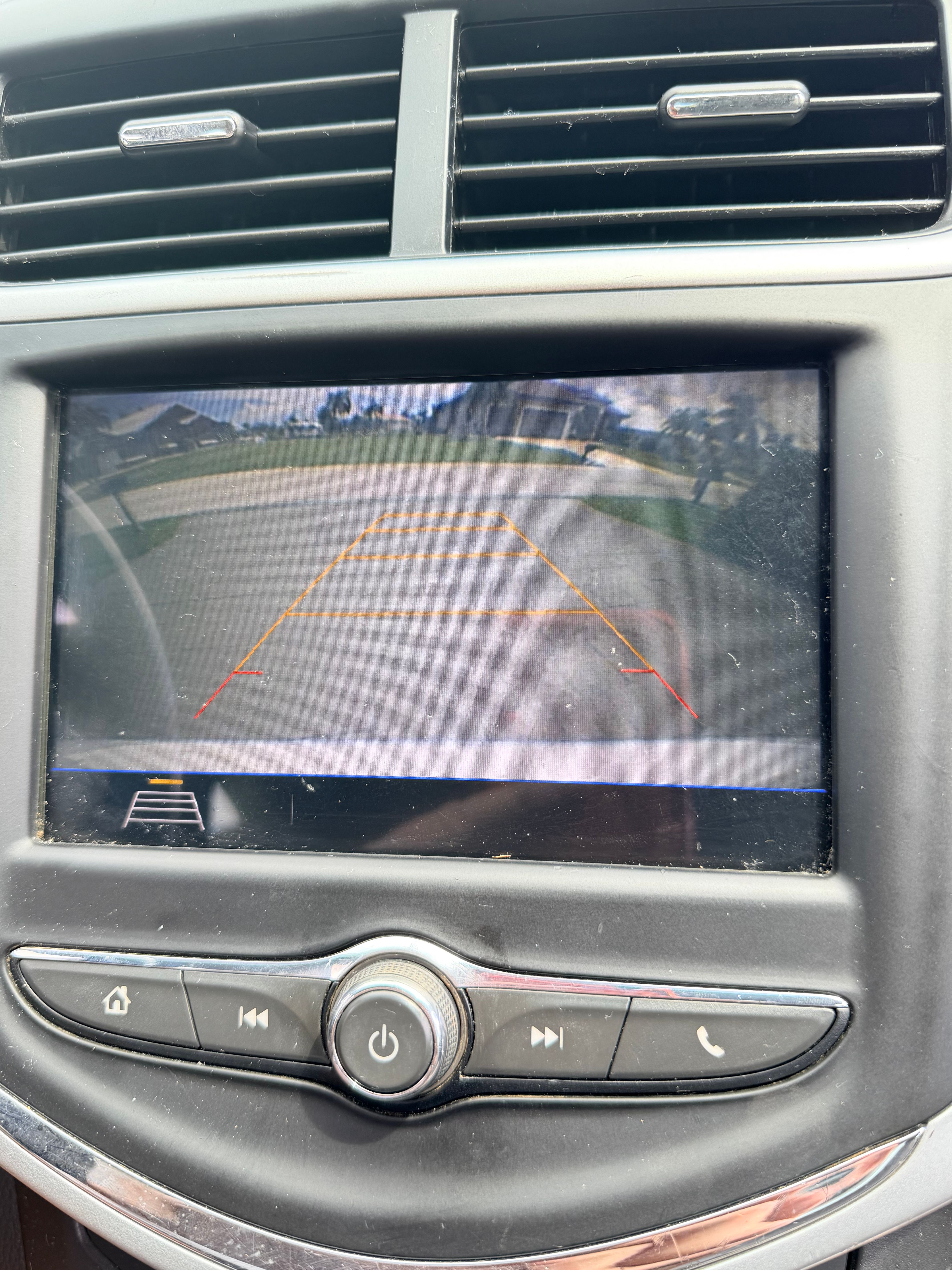 Used 2018 Chevrolet Sonic LS FWD image 9