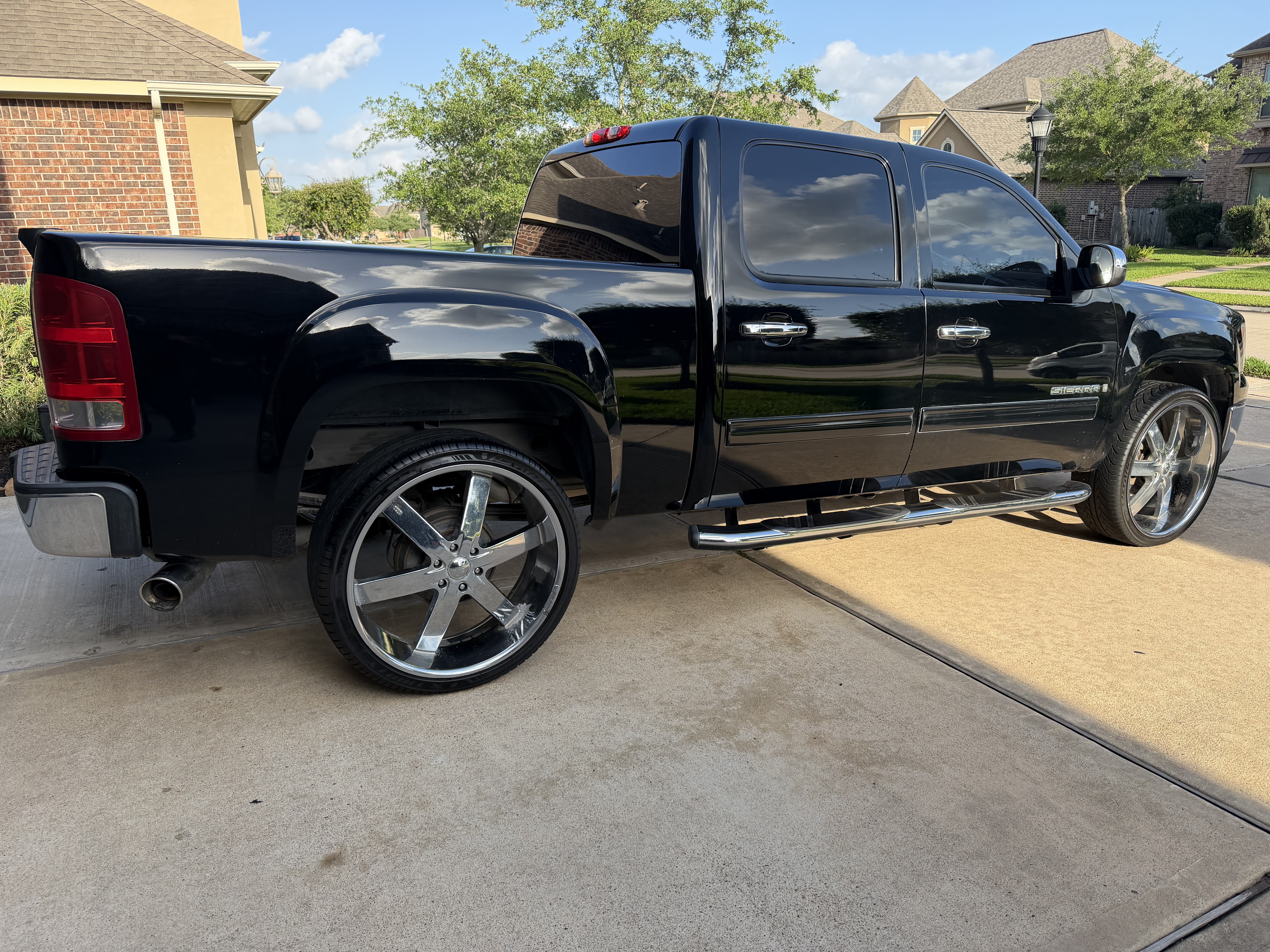 Used 2008 GMC Sierra 1500 SLE w/ Power Pack Plus RWD image 1