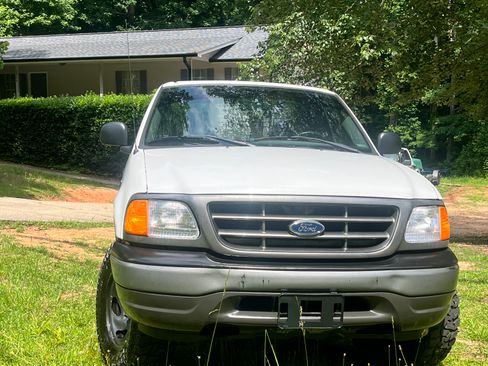Used 2004 Ford F150 XL AWD/4WD image 11