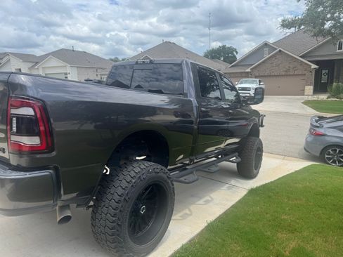 Used 2020 RAM 2500 Lone Star w/ Level 2 Equipment Group AWD/4WD image 4