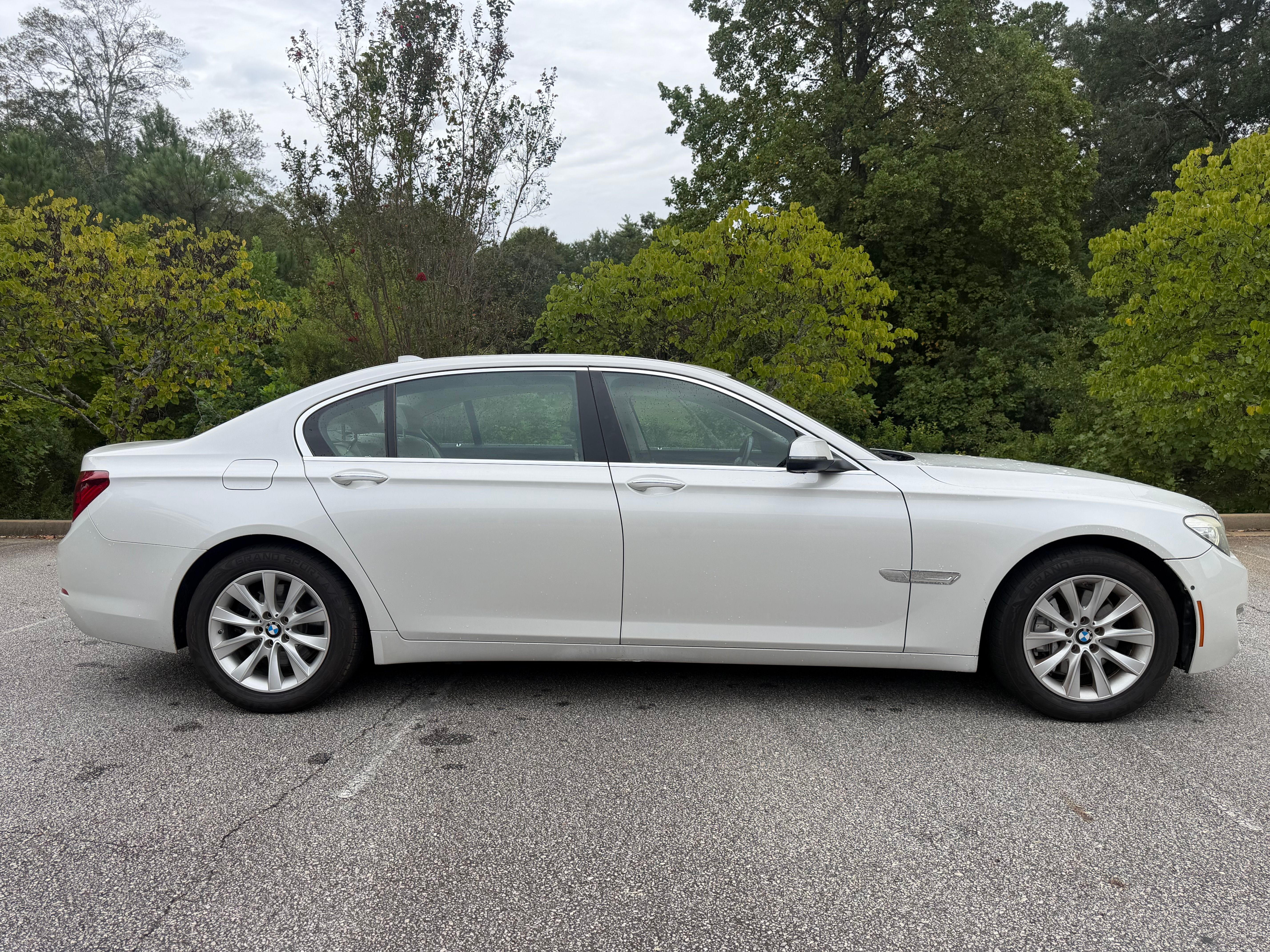 Used 2015 BMW 740Li xDrive AWD/4WD image 5