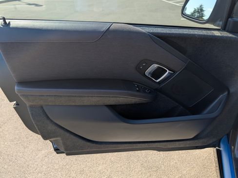 Used 2017 BMW i3 w/ Range Extender image 19