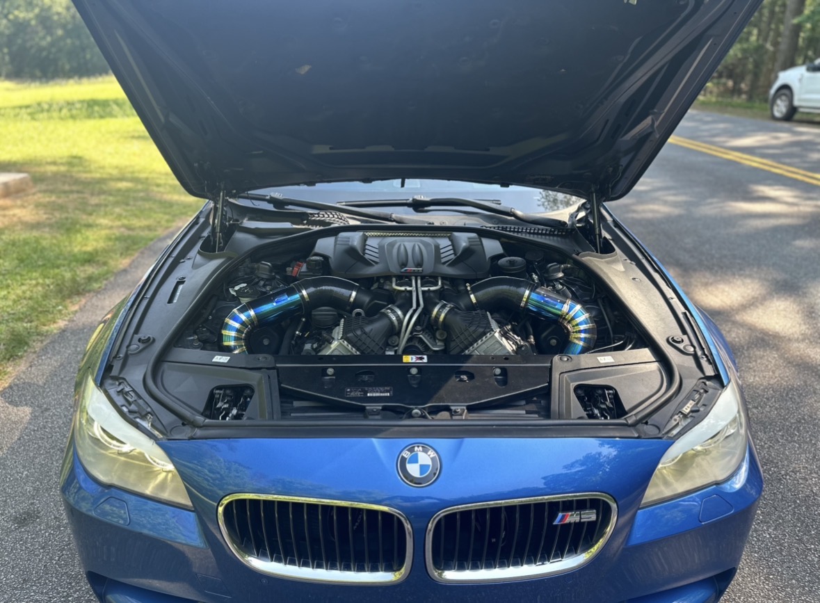 Used 2013 BMW M5 RWD image 10