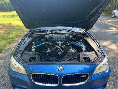 Used 2013 BMW M5 RWD image 10
