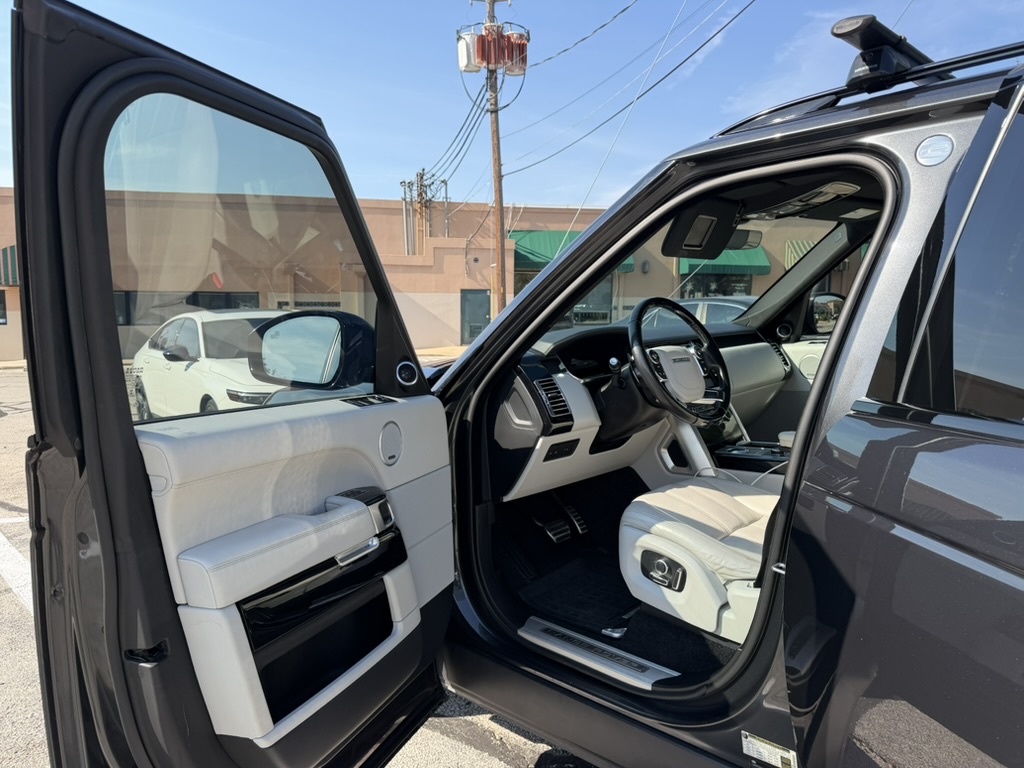 Used 2017 Land Rover Range Rover Long Wheelbase Supercharged AWD/4WD image 4