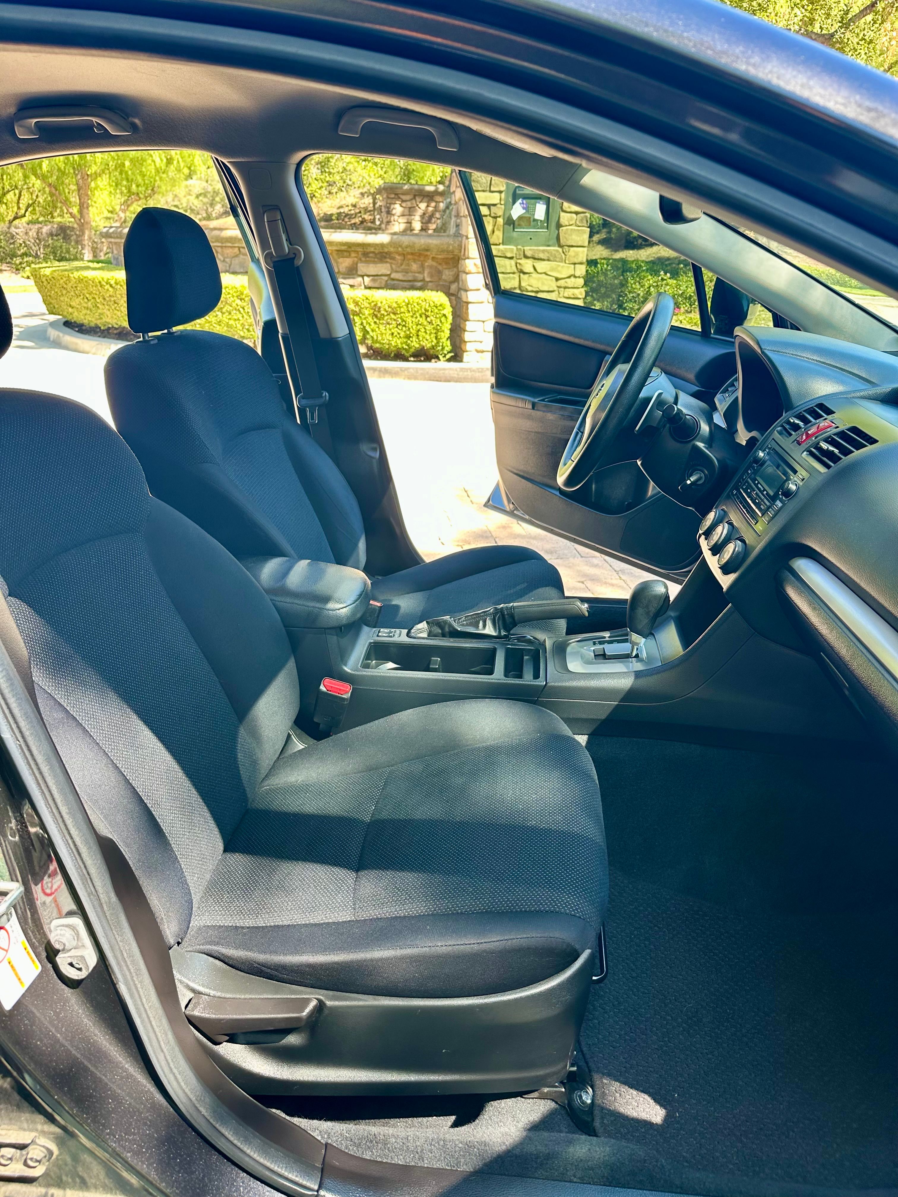 Used 2014 Subaru Impreza 2.0i Premium w/ All-Weather Package w/CVT AWD/4WD image 5