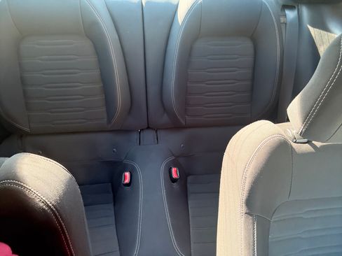 Used 2016 Ford Mustang Coupe image 2