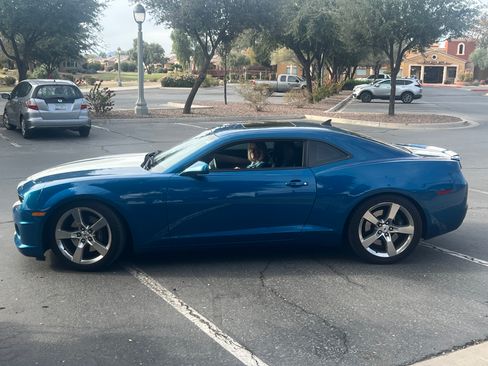Used 2010 Chevrolet Camaro SS w/ RS Package image 1