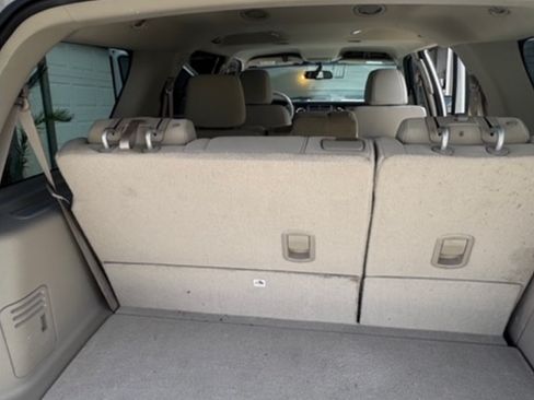 Used 2010 Ford Expedition XLT image 10