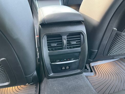 Used 2023 BMW M340i xDrive AWD/4WD image 23