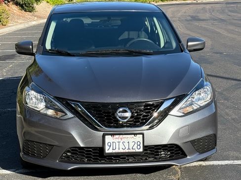 Used 2017 Nissan Sentra SV image 2