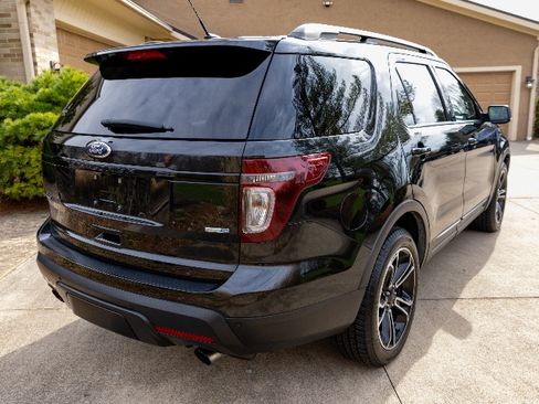 Used 2015 Ford Explorer Sport w/ Equipment Group 401A image 8