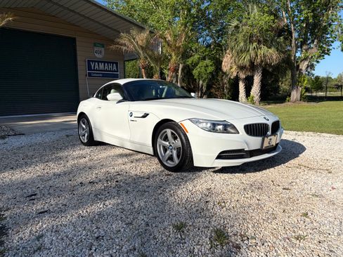 Used 2016 BMW Z4 sDrive28i image 1