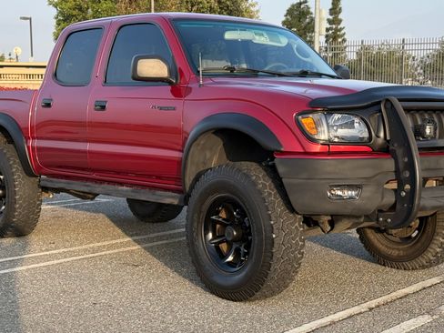 Used 2004 Toyota Tacoma PreRunner RWD image 4
