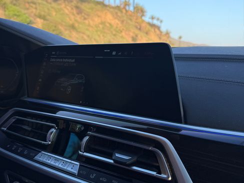 Used 2021 BMW X5 sDrive40i w/ Convenience Package image 9