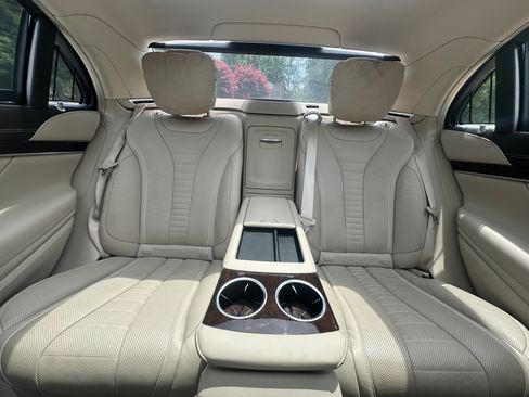 Used 2019 Mercedes-Benz S 560 Sedan image 13