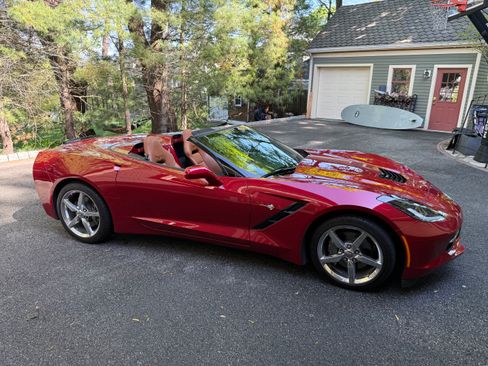 Used 2014 Chevrolet Corvette Stingray Convertible w/ 2LT Preferred Equipment Group RWD image 1