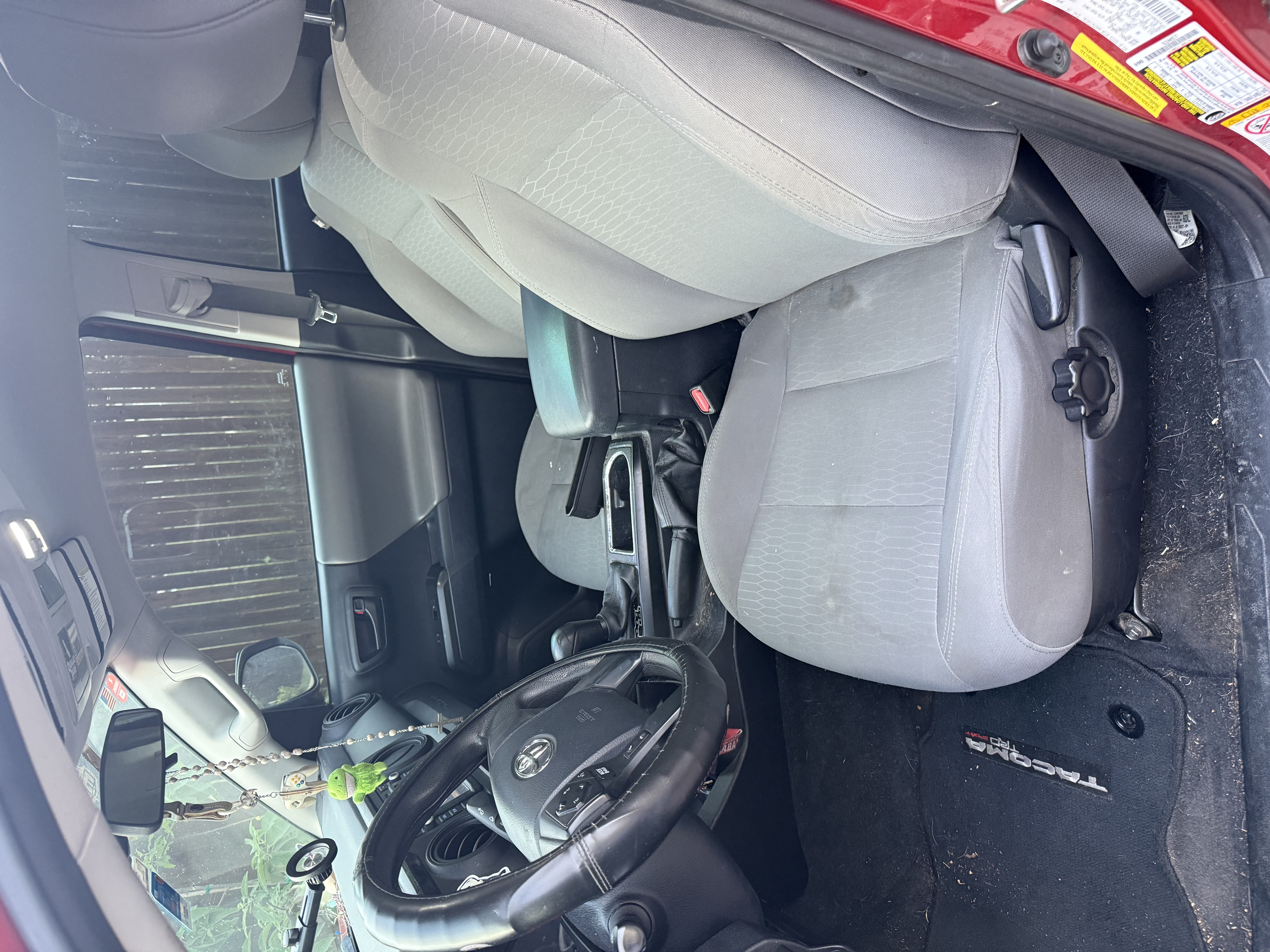 Used 2017 Toyota Tacoma SR w/ SR Convenience Package RWD image 9