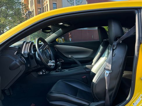 Used 2010 Chevrolet Camaro SS w/ RS Package RWD image 4