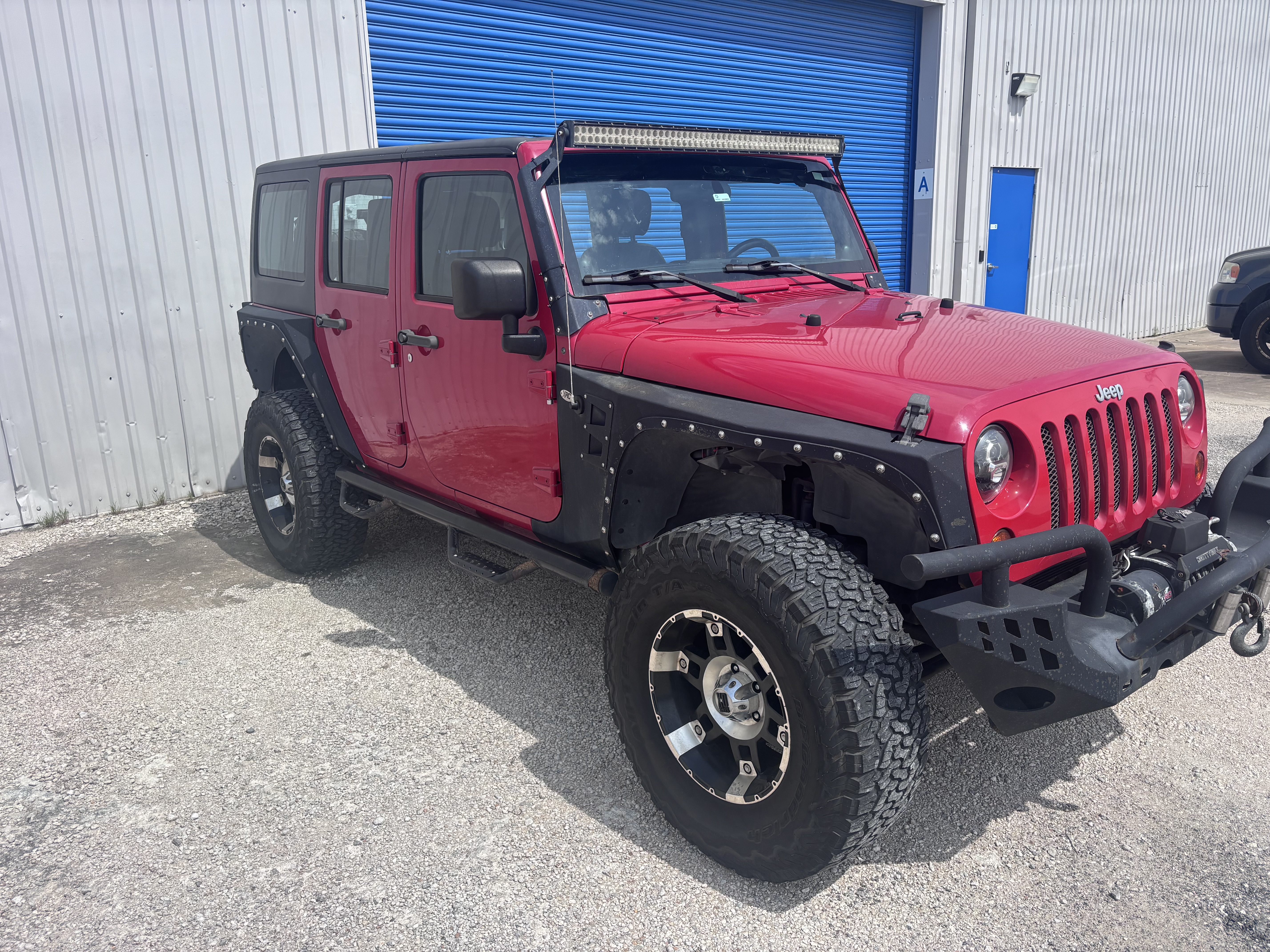 Used 2013 Jeep Wrangler Unlimited Sport w/ Connectivity Group AWD/4WD image 2