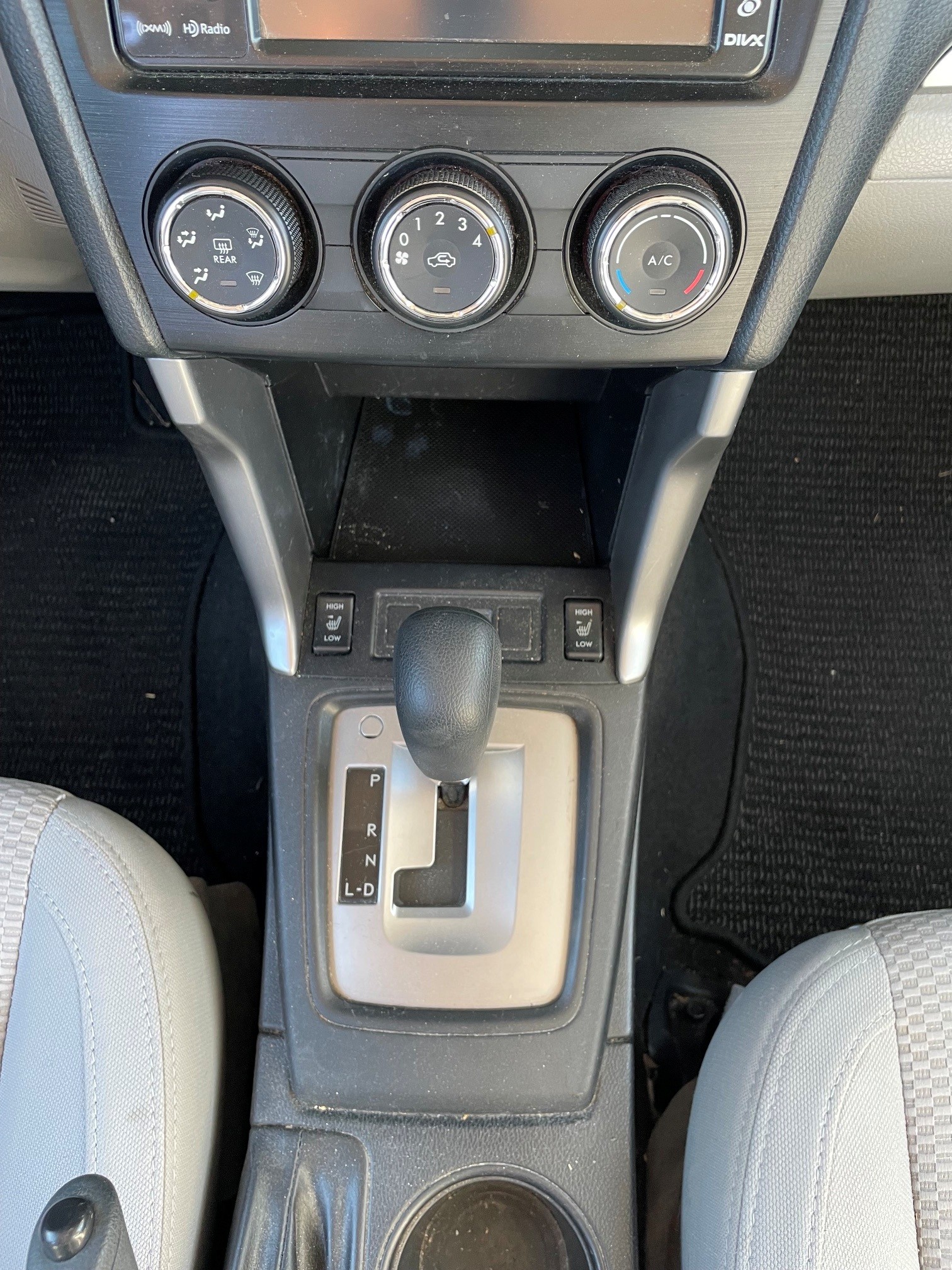 Used 2014 Subaru Forester 2.5i Premium AWD/4WD image 21