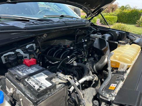 Used 2019 Ford F150 XLT w/ Equipment Group 301A Mid image 16