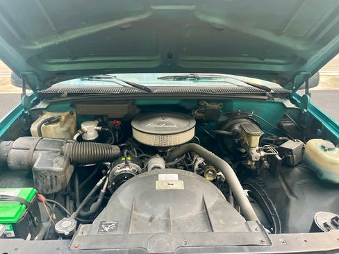 Used 1993 Chevrolet Silverado 1500 2WD Regular Cab image 12