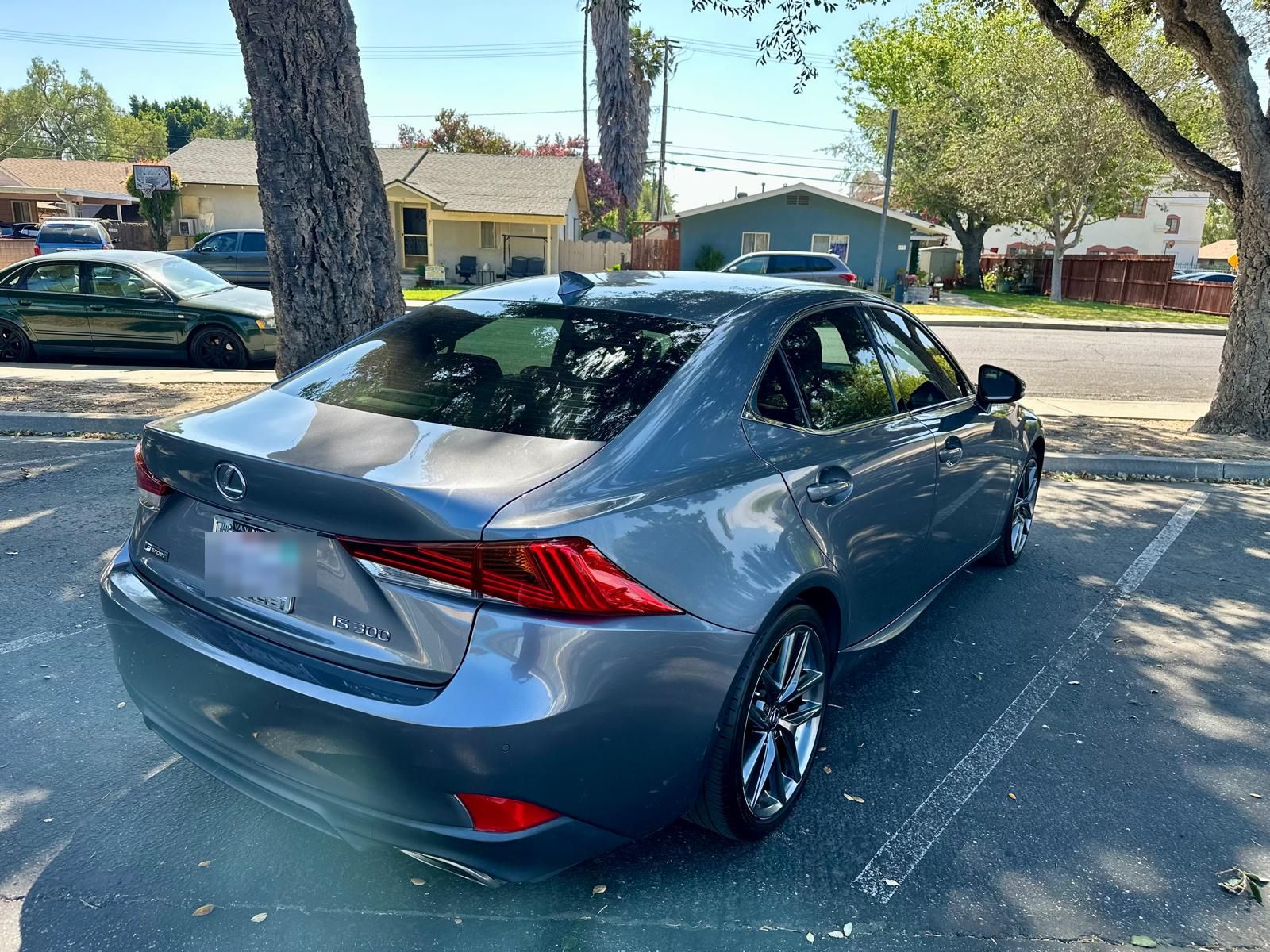 Used 2019 Lexus IS 300 F Sport w/ F Sport Package RWD image 10
