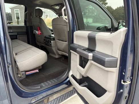 Used 2018 Ford F150 XLT w/ Equipment Group 302A Luxury image 14